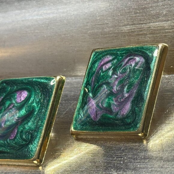 🎭 Dorothy’s Drama Swirl Earrings | Vintage Green & Purple Enamel | Pierced Post - Picture 2 of 3